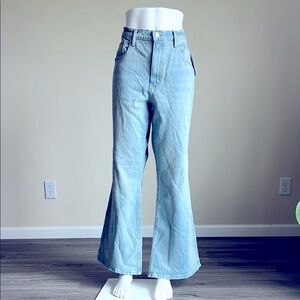 Universal Thread High-Rise Flare Classic Blue Women's Jeans.